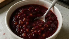 Confettura di mele e uva fatta in casa: solo 3 ingredienti e 45 minuti di cottura