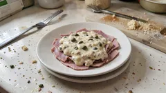 Vitello tonnato cremoso e stabile: come ottenere fette sottili e salsa che non scivola